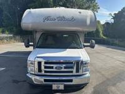 2015 Thor Motor Coach Thor Motor Coach Four Winds - Photo 7
