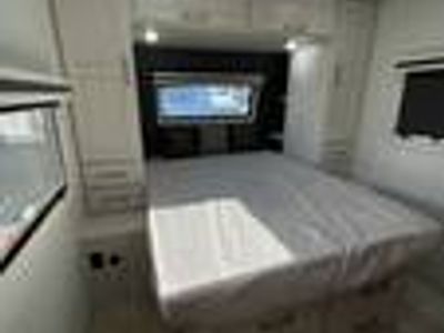 2025 Forest River RV Surveyor Legend - Photo 31