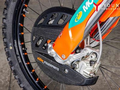 2025 KTM 450 SX-F Factory Edition - Photo 17