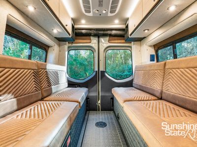 2025 Storyteller Overland - Photo 24