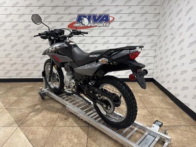 2025 Honda XR150L - Photo 5