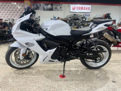 2020 Suzuki GSX-R600 - Photo 6