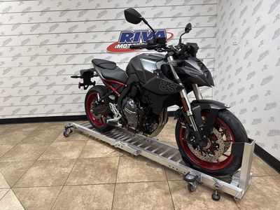2025 Suzuki GSX-8S - Photo 1