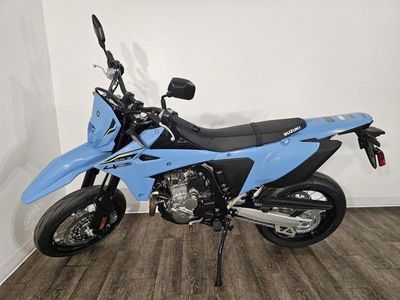 2025 Suzuki DR-Z4SM - Photo 3