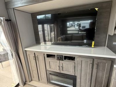 2026 Coachmen Catalina DESTINATION - Photo 6