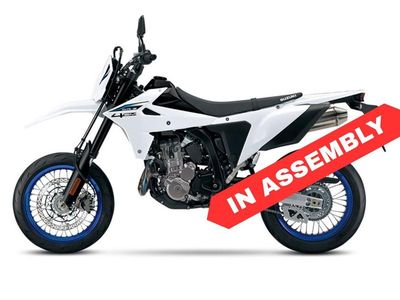 2025 Suzuki DR-Z4SM - Photo 1
