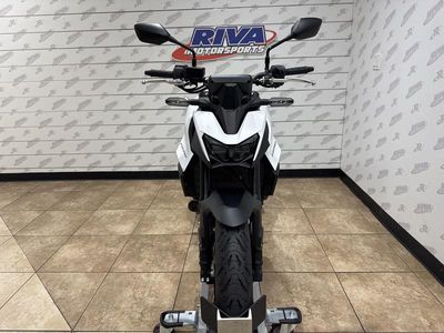2025 Honda CB750 Hornet - Photo 3