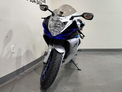 2025 Suzuki GSX-S1000GT+ - Photo 3