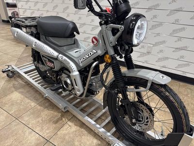 2025 Honda Trail125 - Photo 4