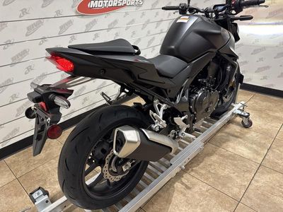 2025 Honda CB750 Hornet - Photo 10