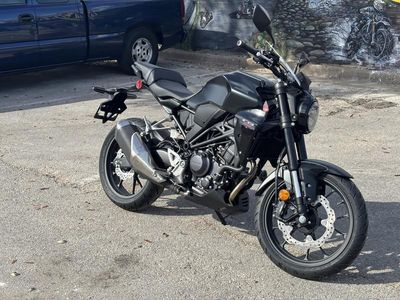 2025 Honda CB300R - Photo 1