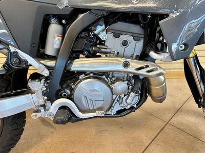 2025 Suzuki DR-Z4S - Photo 7