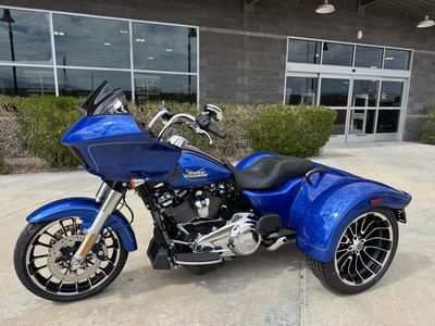 2025 Harley-Davidson FLTRT - Road Glide 3 - Photo 2
