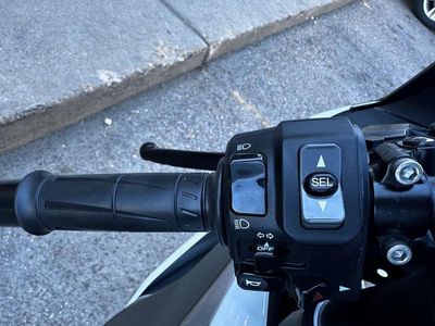 2025 Kawasaki Ninja ZX-6R ABS - Photo 11