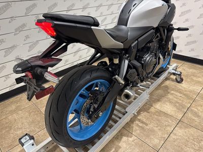 2025 Yamaha MT-07 - Photo 11