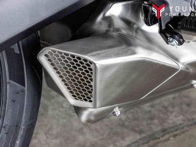 2026 CFMOTO 675NK - Photo 8