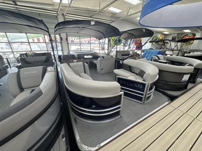 2026 Sylvan MIRAGE 8520 CRS - Photo 5