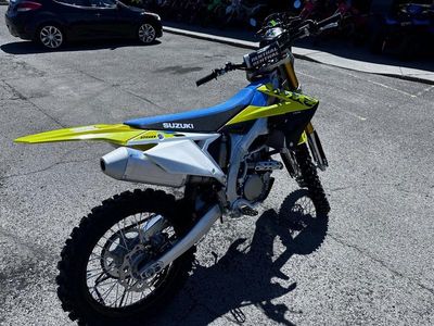 2025 Suzuki RM-Z250 - Photo 3