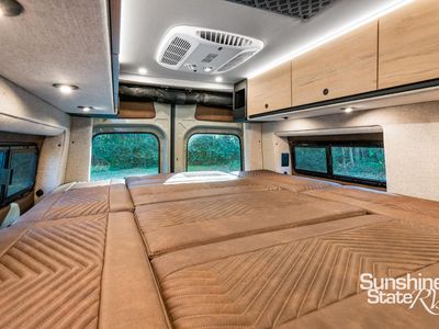 2025 Storyteller Overland - Photo 11