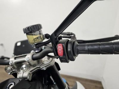 2025 CFMOTO 450NK - Photo 15