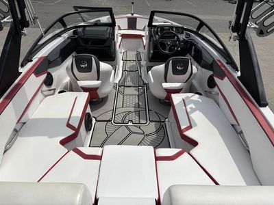 2019 Scarab 215 ID - Photo 5
