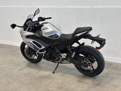 2026 Kawasaki Ninja 650 - Photo 6