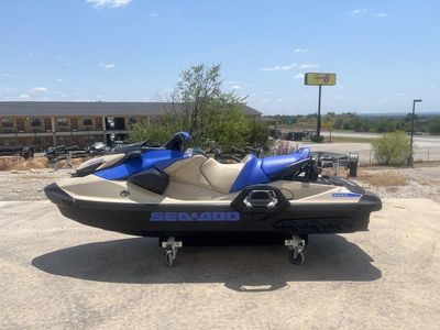 2025 Sea-Doo Wake 170 BRP Premium Audio, iDF, iBR - Photo 8