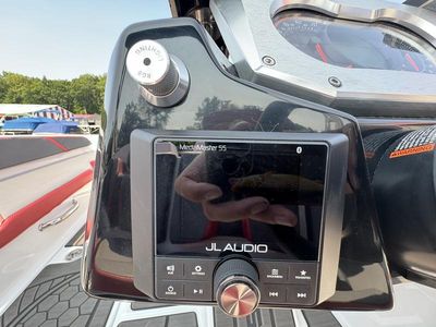 2025 Scarab 165 LX - Photo 14