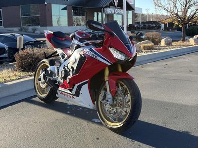 2019 Honda CBR1000RR SP - Photo 2