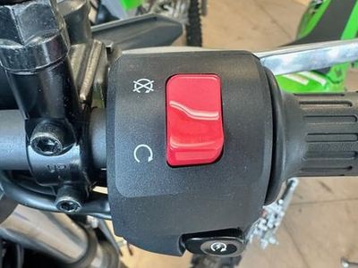 2025 Kawasaki Z500 SE ABS - Photo 12