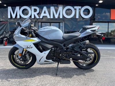 2022 Suzuki GSX-R750 - Photo 8