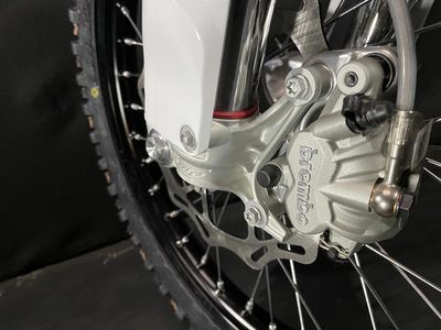 2025 Husqvarna TC 250 Heritage - Photo 5