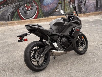 2026 Kawasaki Ninja 650 - Photo 10