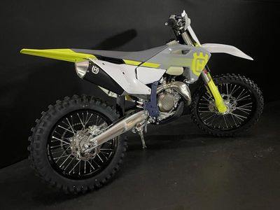 2024 Husqvarna FX 450 - Photo 3