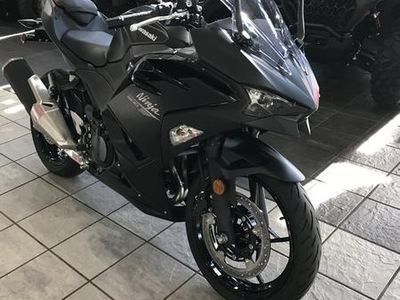2026 Kawasaki Ninja 500 Metallic Flat Spark Black - Photo 2