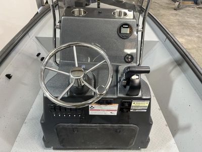 2025 SeaArk Bay Runner 190 - Photo 8