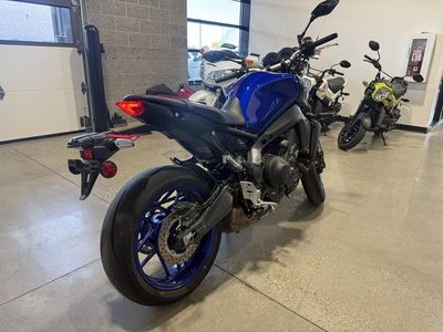 2022 Yamaha MT-09 - Photo 4