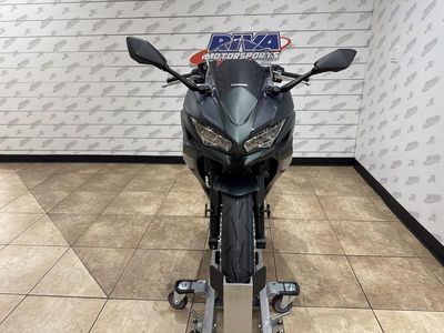 2025 Kawasaki Ninja 650 ABS - Photo 3