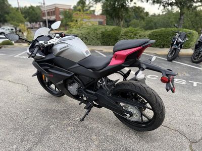 2025 CFMOTO 300SS - Photo 5