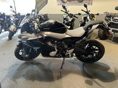2025 CFMOTO 675SS - Photo 6