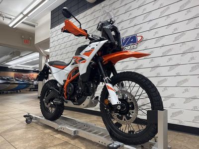 2026 KTM 390 Adventure R - Photo 9