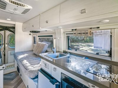 2026 Winnebago Travato - Photo 9