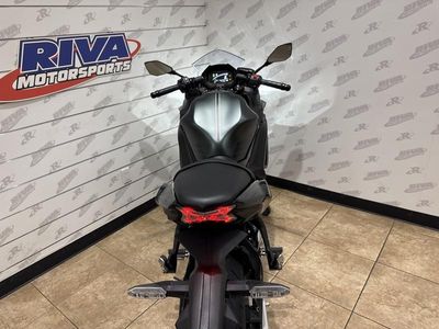 2025 Kawasaki Ninja 650 ABS - Photo 9