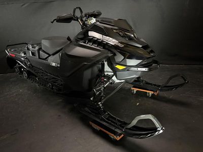 2026 Ski-Doo Expedition Xtreme 850 E-TEC 154 Cobra WT 1.8_Black - Photo 2