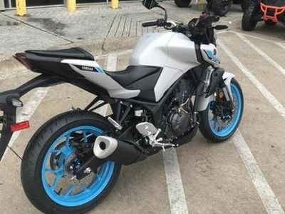2025 Yamaha MT-03 - Photo 4