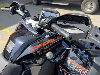 2025 CFMOTO CForce 1000 Touring - Photo 12