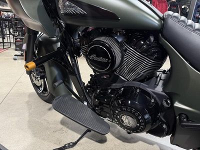 2024 Indian Motorcycle Springfield Dark Horse Sagebrush Smoke - Photo 13