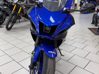 2024 Yamaha YZF-R7 - Photo 1