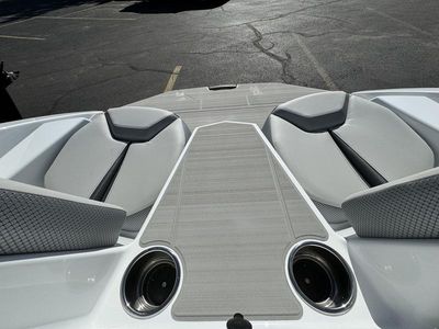 2025 Scarab 165 SE - Photo 13