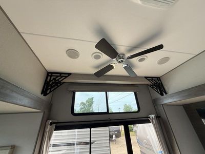 2026 Coachmen Catalina DESTINATION - Photo 5